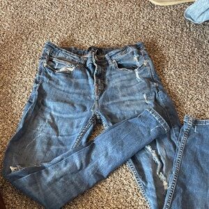 Forever 21 Blue Distressed Men Jeans